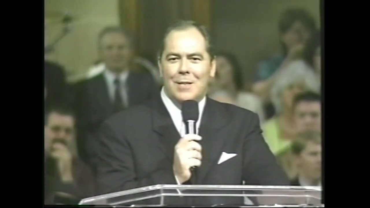 2000 Alabama Church of God Camp Meeting, June 14 — Loran Livingston